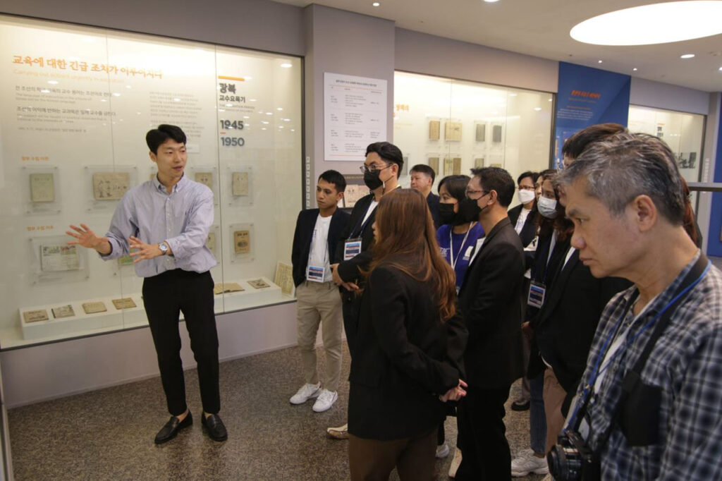 Globalizing VISANG's Digital Education and Korean STEM